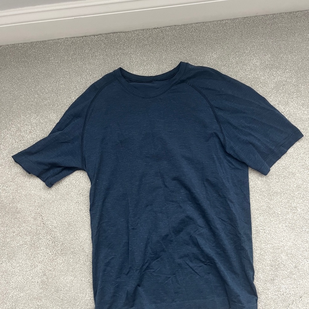 Lululemon Athletica Blue Short Sleeve Tee